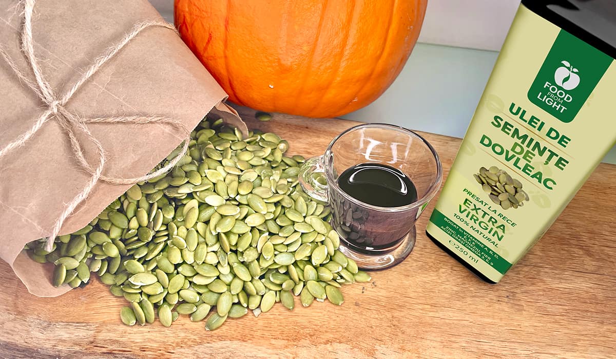 Uleiul de semințe de dovleac presat la rece :: Food From Light